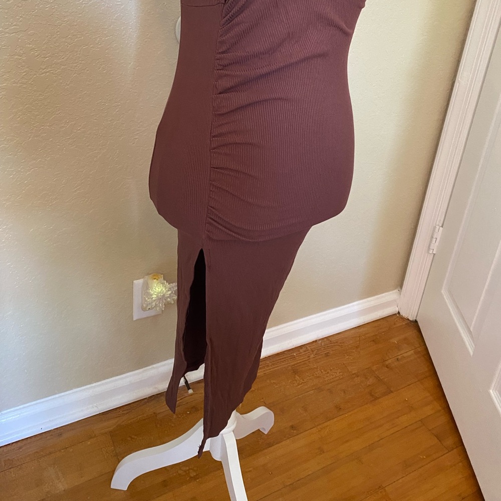 Dress - Picture 3 of 4
